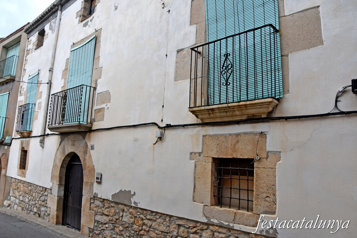 Almatret - Casa d'Isaac Vilà o Miquel Viladrich Vilà 