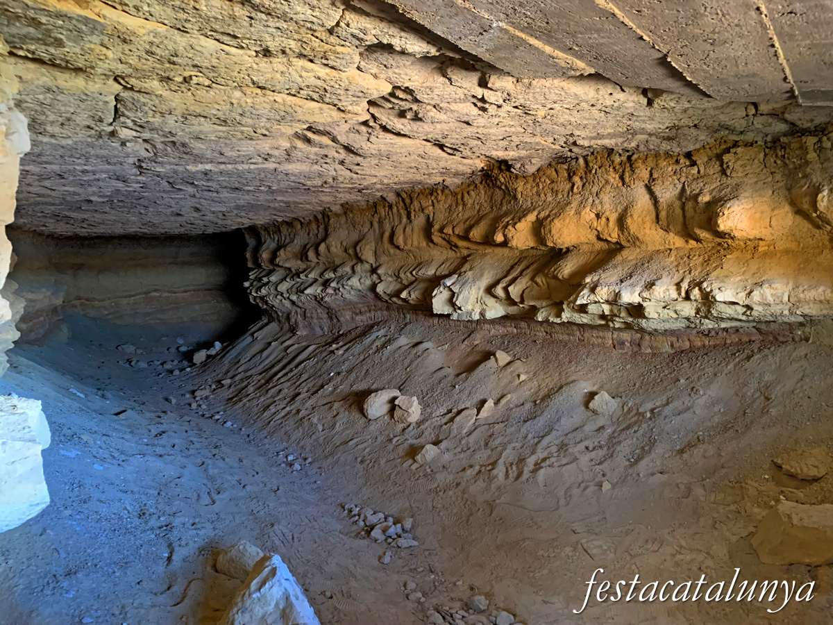 Almatret - Posicions fortificades de la guerra civil al Cingle de la Pena 
