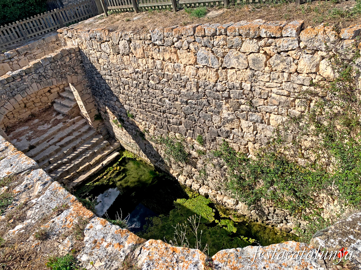 Almatret - Pou de la Vila 