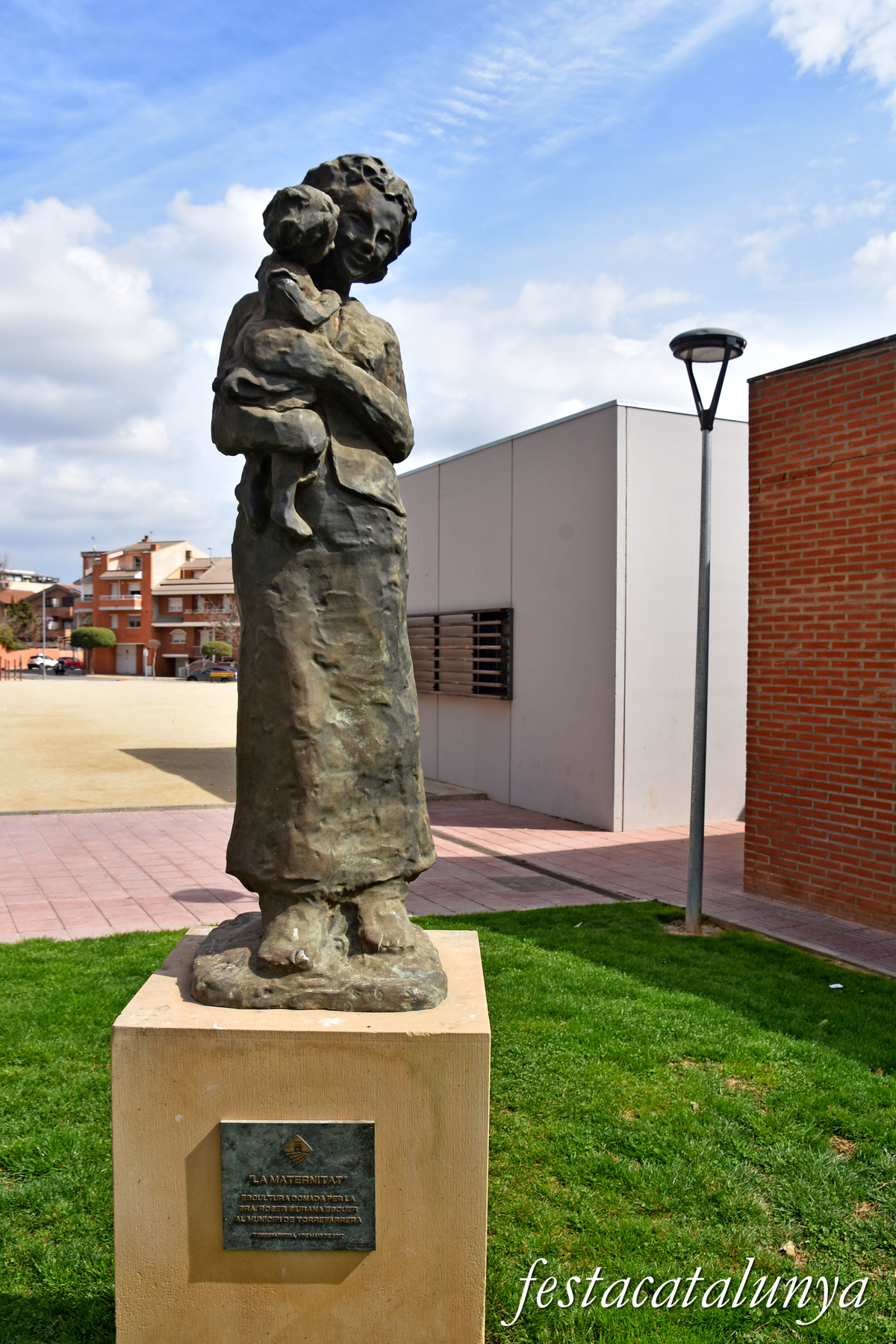 Torrefarrera - Monument a la Maternitat 