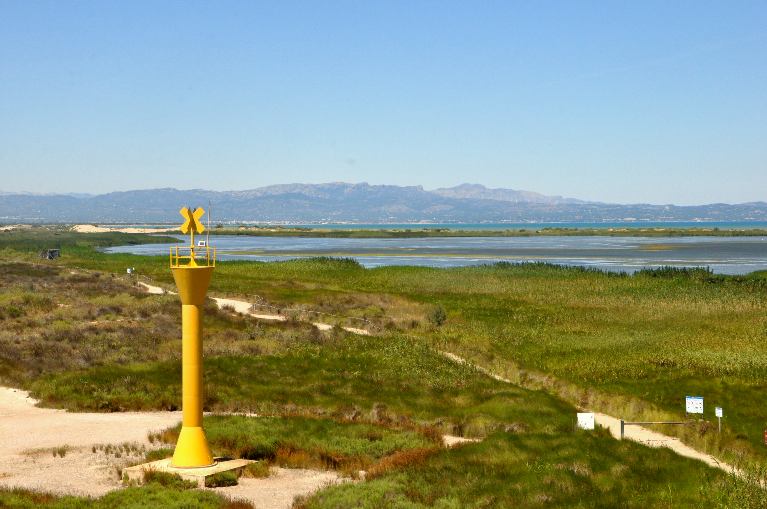 Mirador del Zigurat del riu Ebre a Deltebre ***