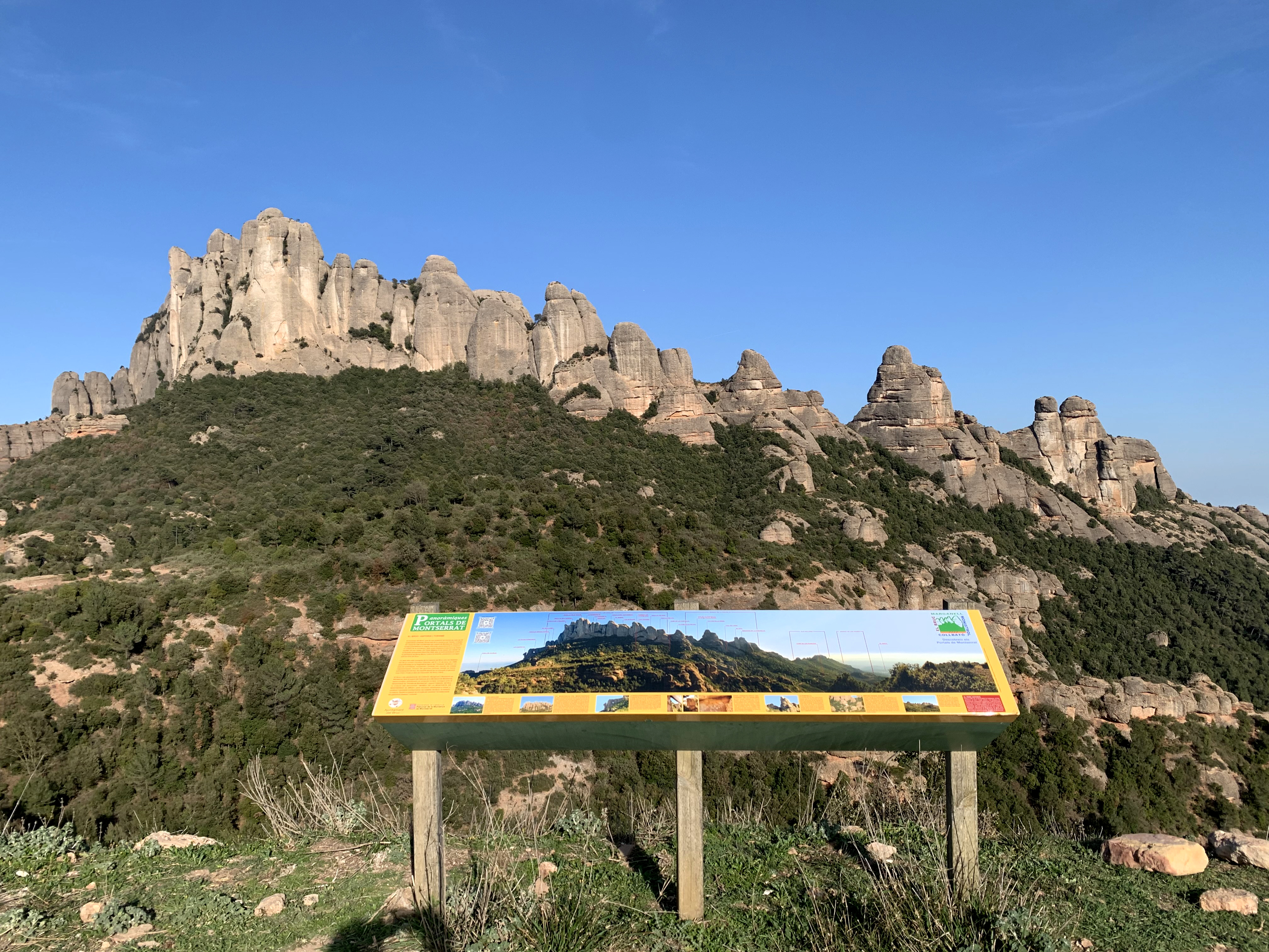 Sant Pau Vell i Castell de la Guàrdia al Bruc  ***