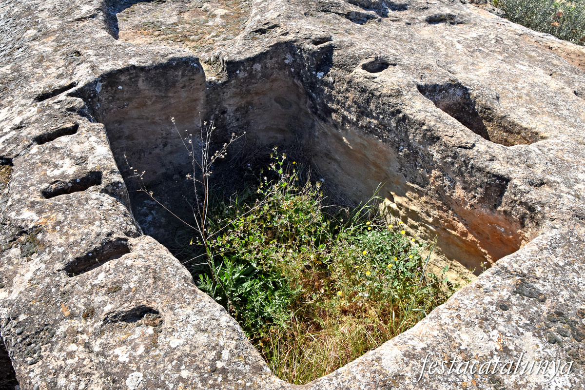 Torre-serona - Sitges i dipòsits del Calvari