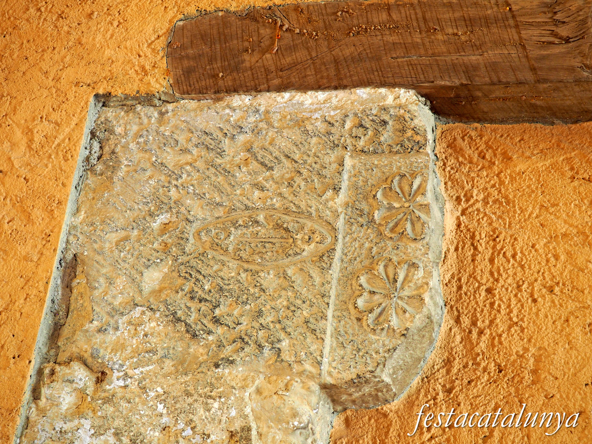 Cabacés - Mèndules procedents d'Oratori Romànic al Perxe del carrer Mig 