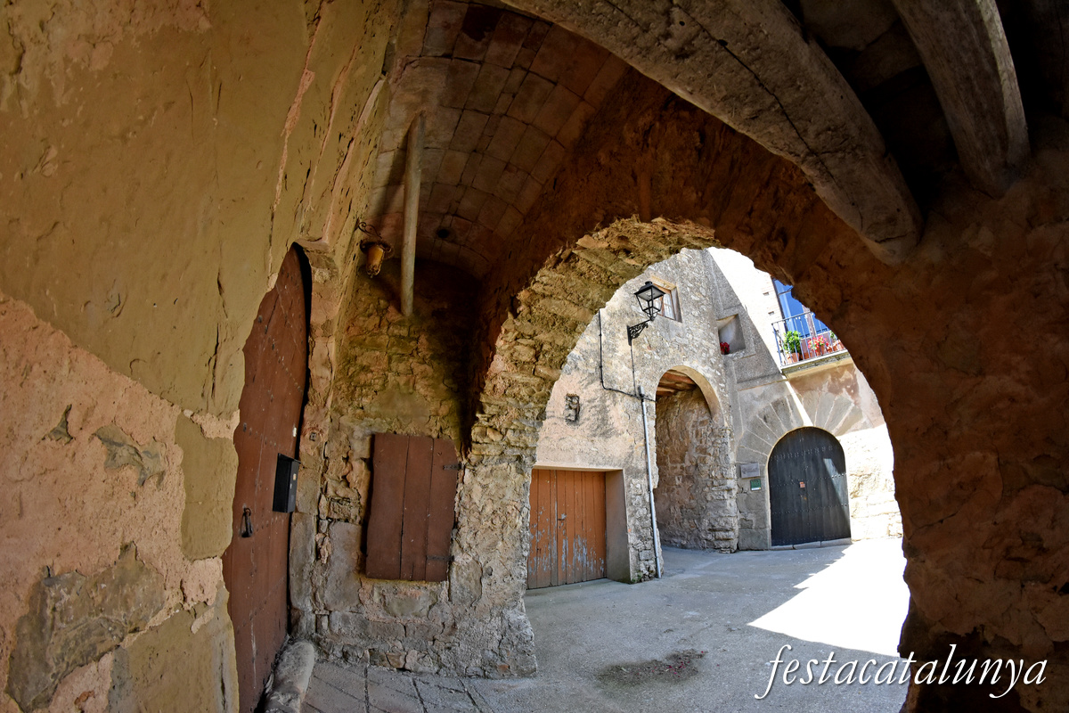 Sant Pere Sallavinera - La Fortesa - Cal Moros 