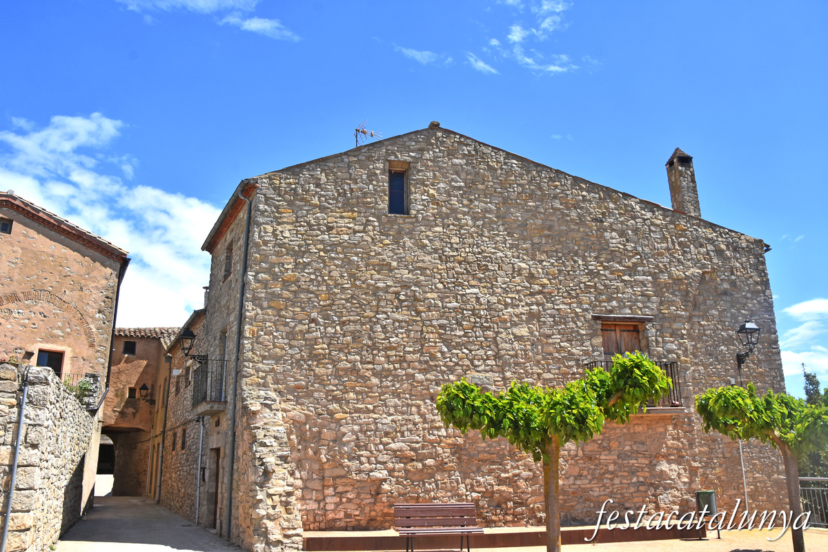 Sant Pere Sallavinera - La Fortesa