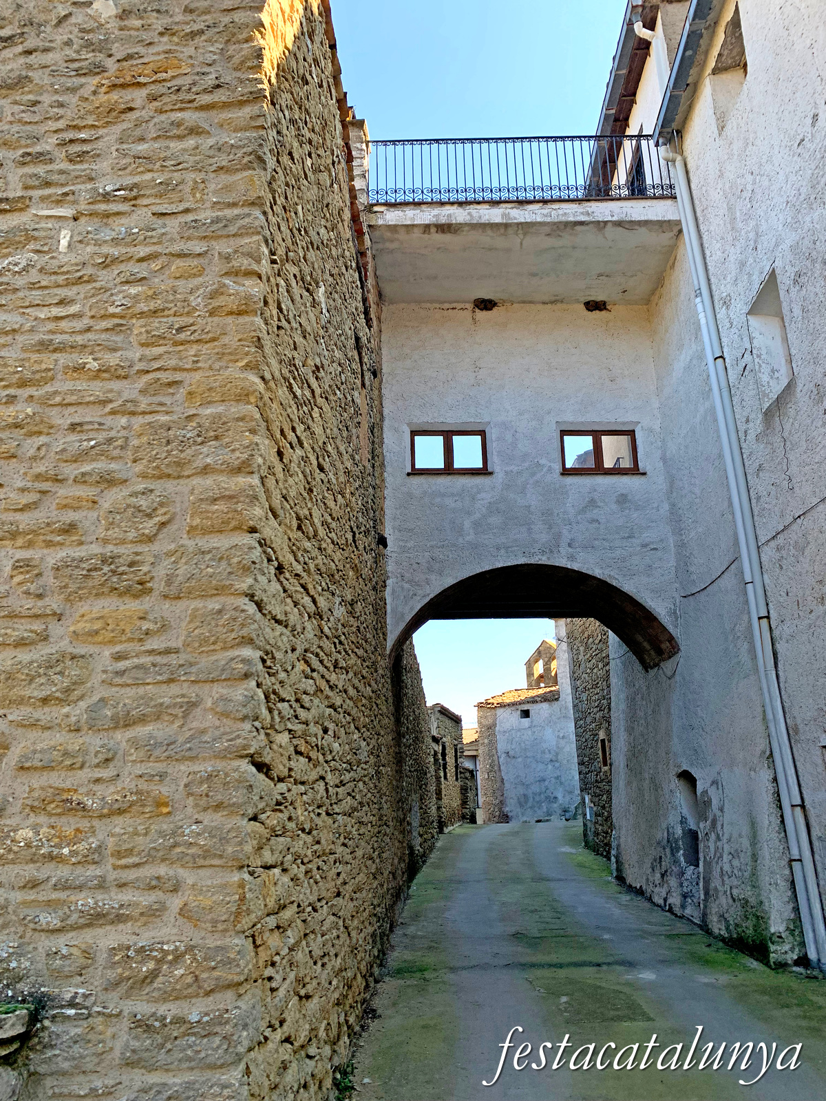 Vilanova de Meià - Nucli històric de Gàrzola 