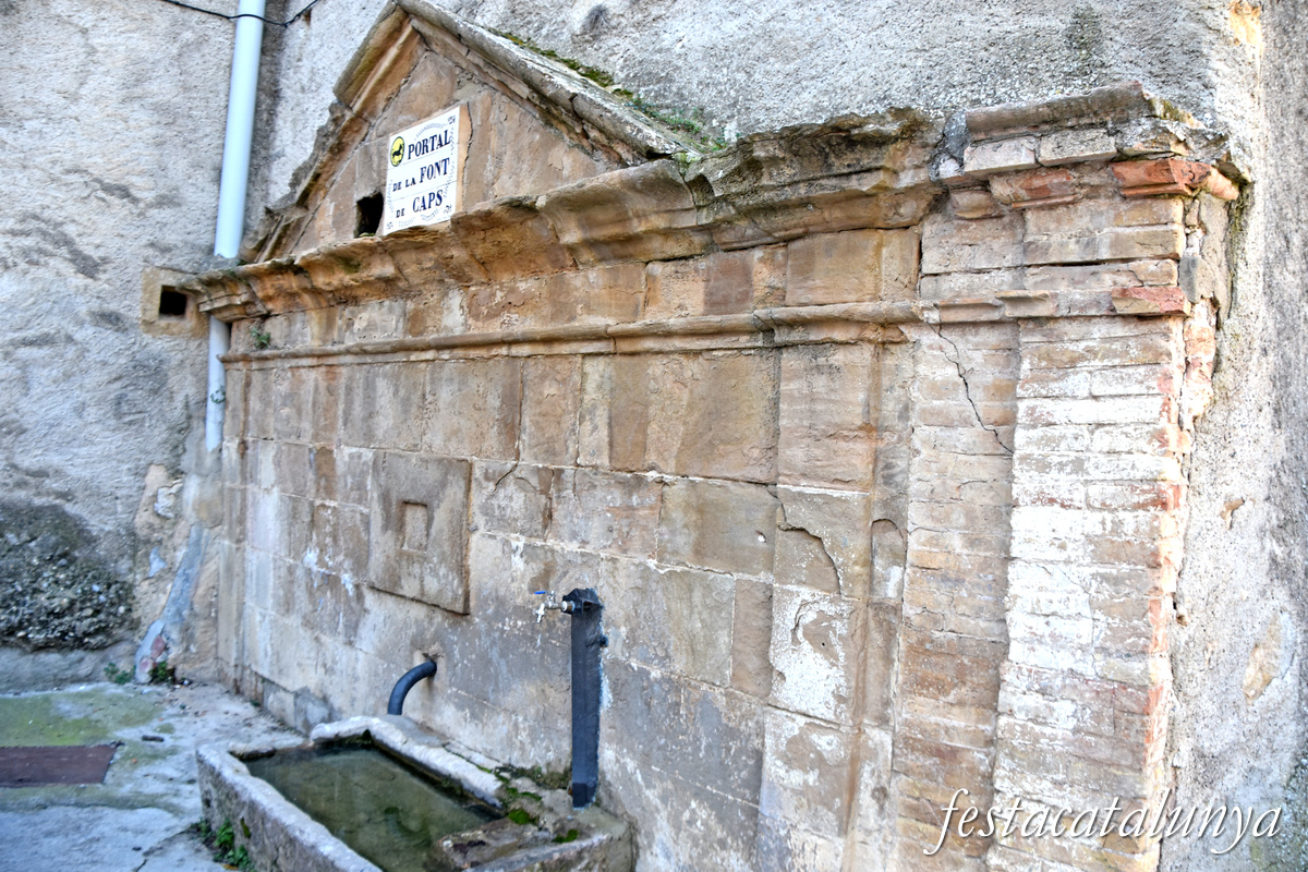 Vilanova de Meià - Nucli Històric - Portal de la Font de Caps