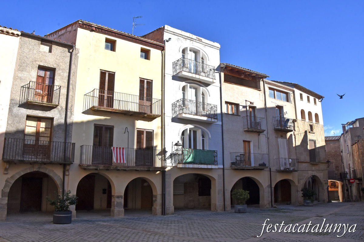Artesa de Segre - Nucli històric - Plaça Major 