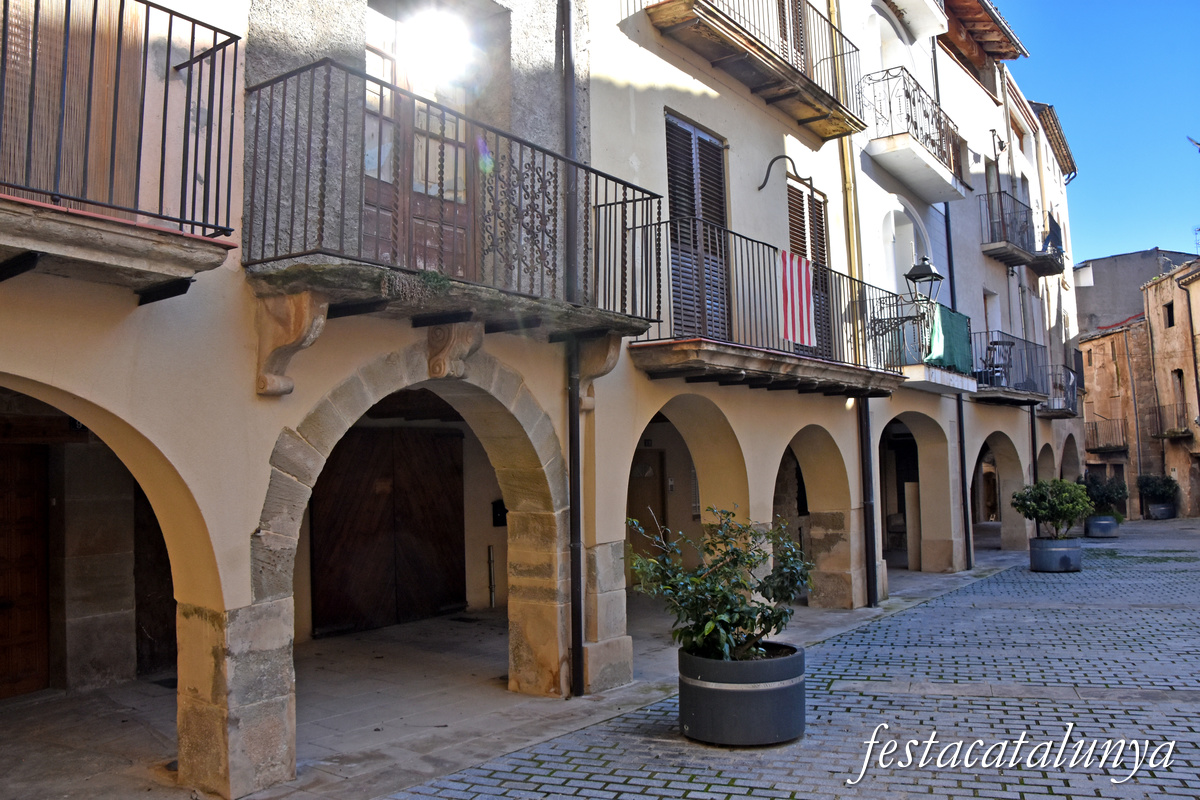 Artesa de Segre - Nucli històric - Plaça Major 