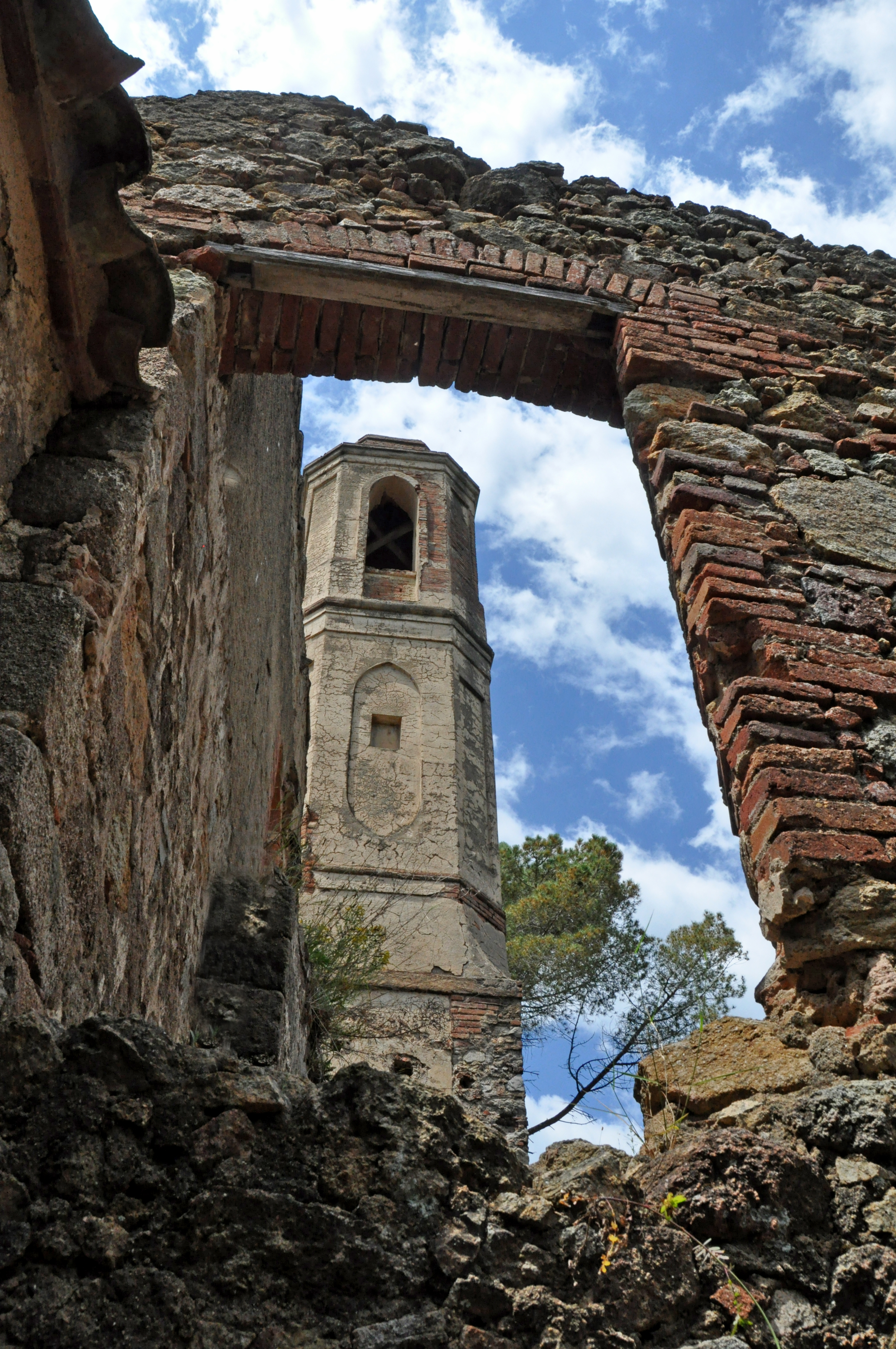 Santa Eulàlia de Tapioles a Vallgorguina