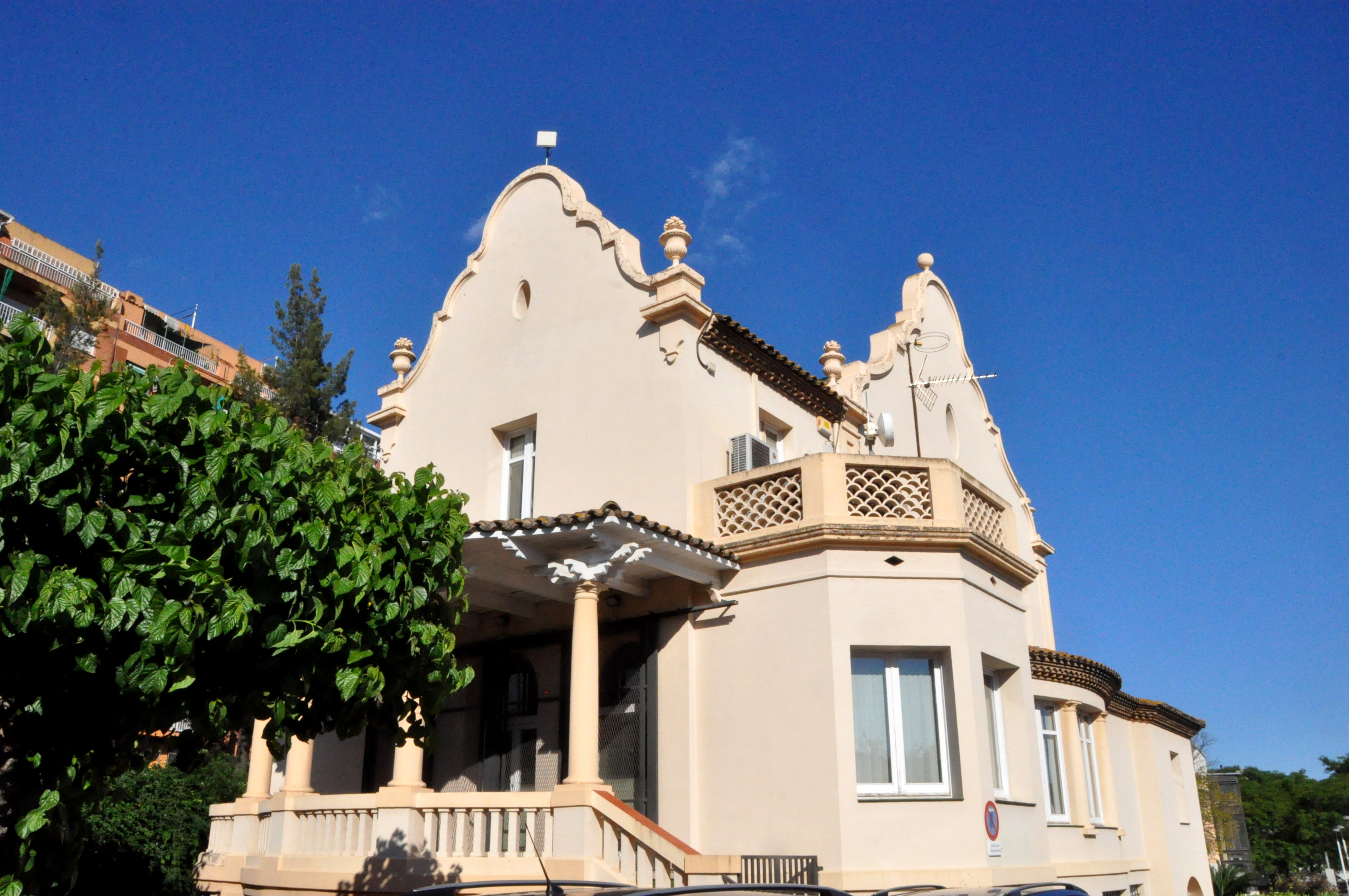 Ajuntament de Ripollet a can Masachs