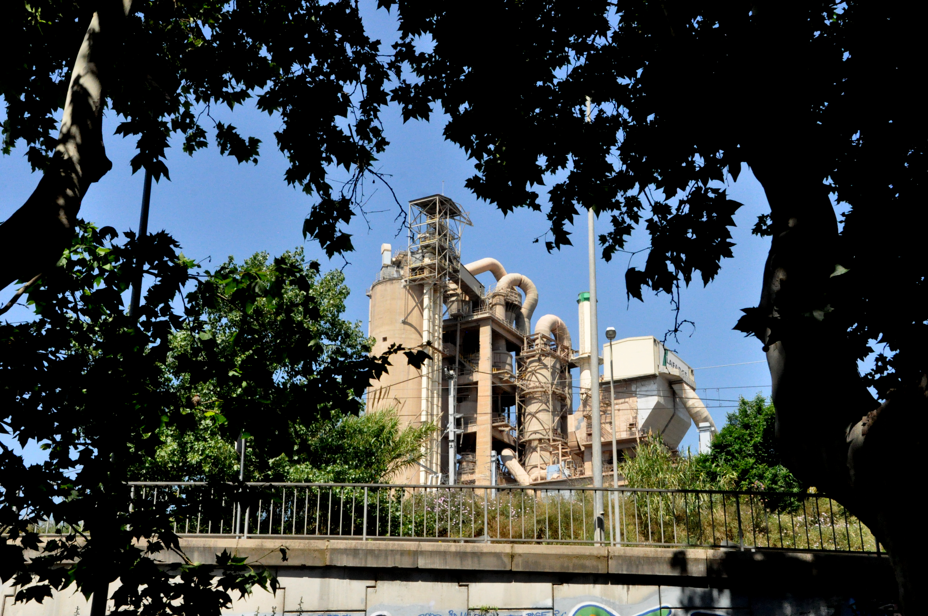 Fàbrica de ciment Asland a Montcada i Reixac