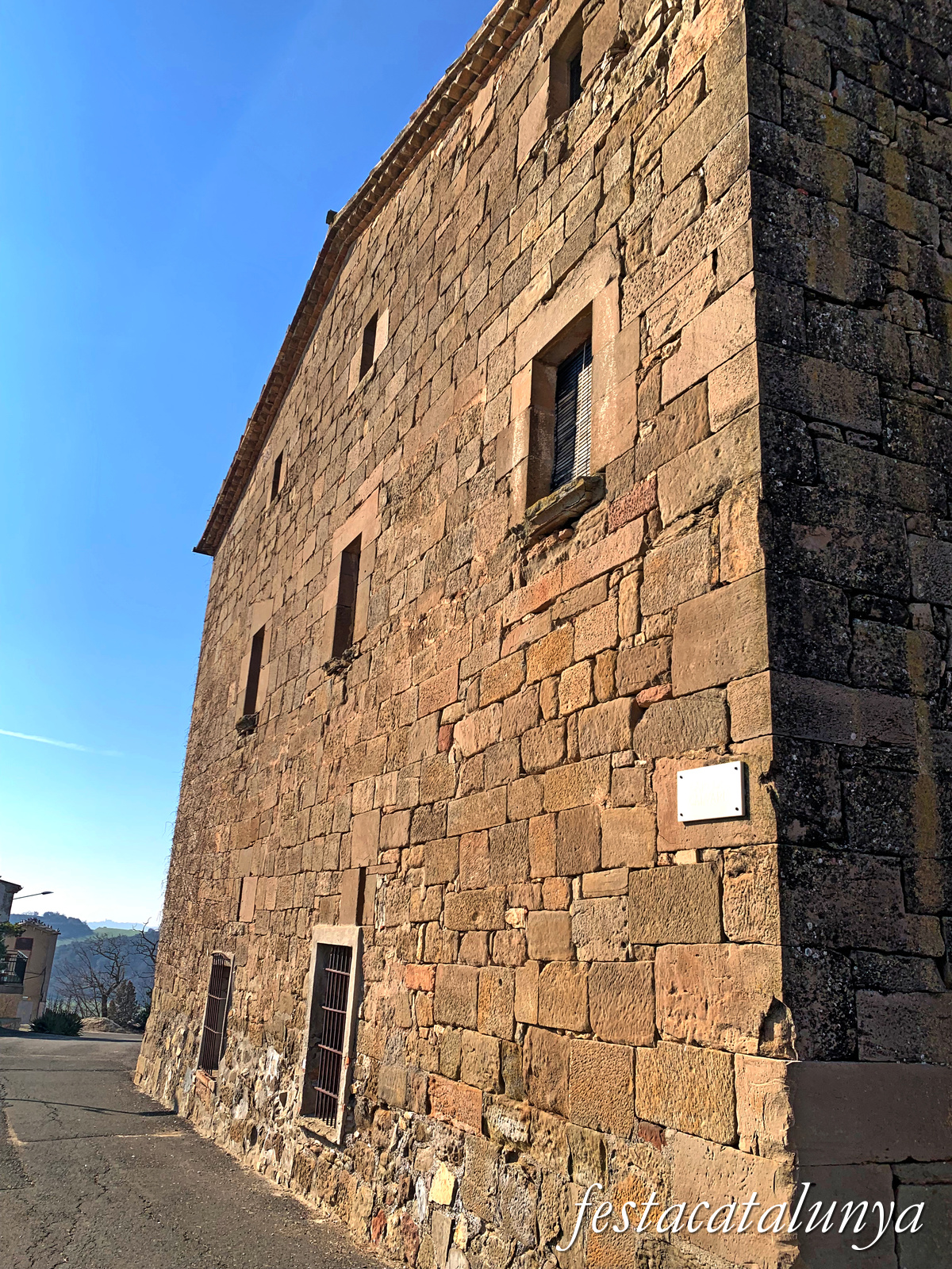 Artesa de Segre - Nucli històric de Seró - Castell 