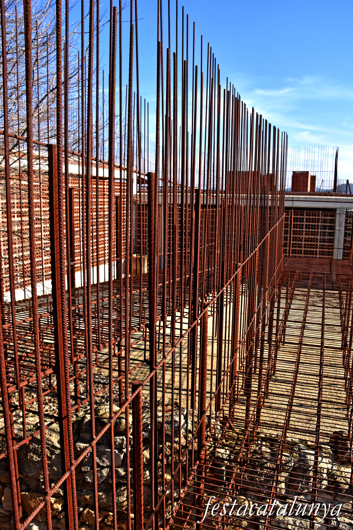 Artesa de Segre - Espai Transmissor: estàtues-menhirs de Seró 