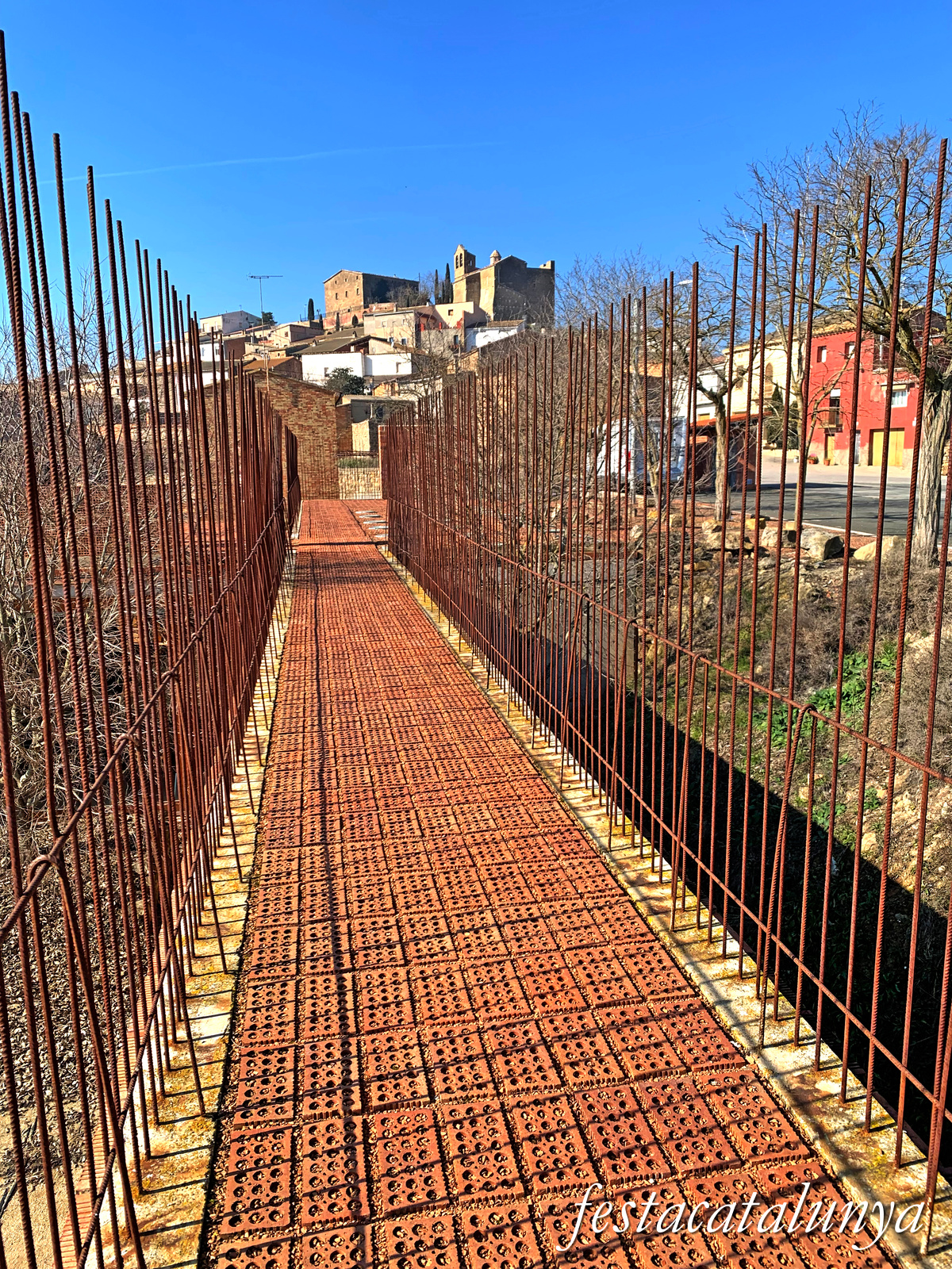 Artesa de Segre - Espai Transmissor: estàtues-menhirs de Seró