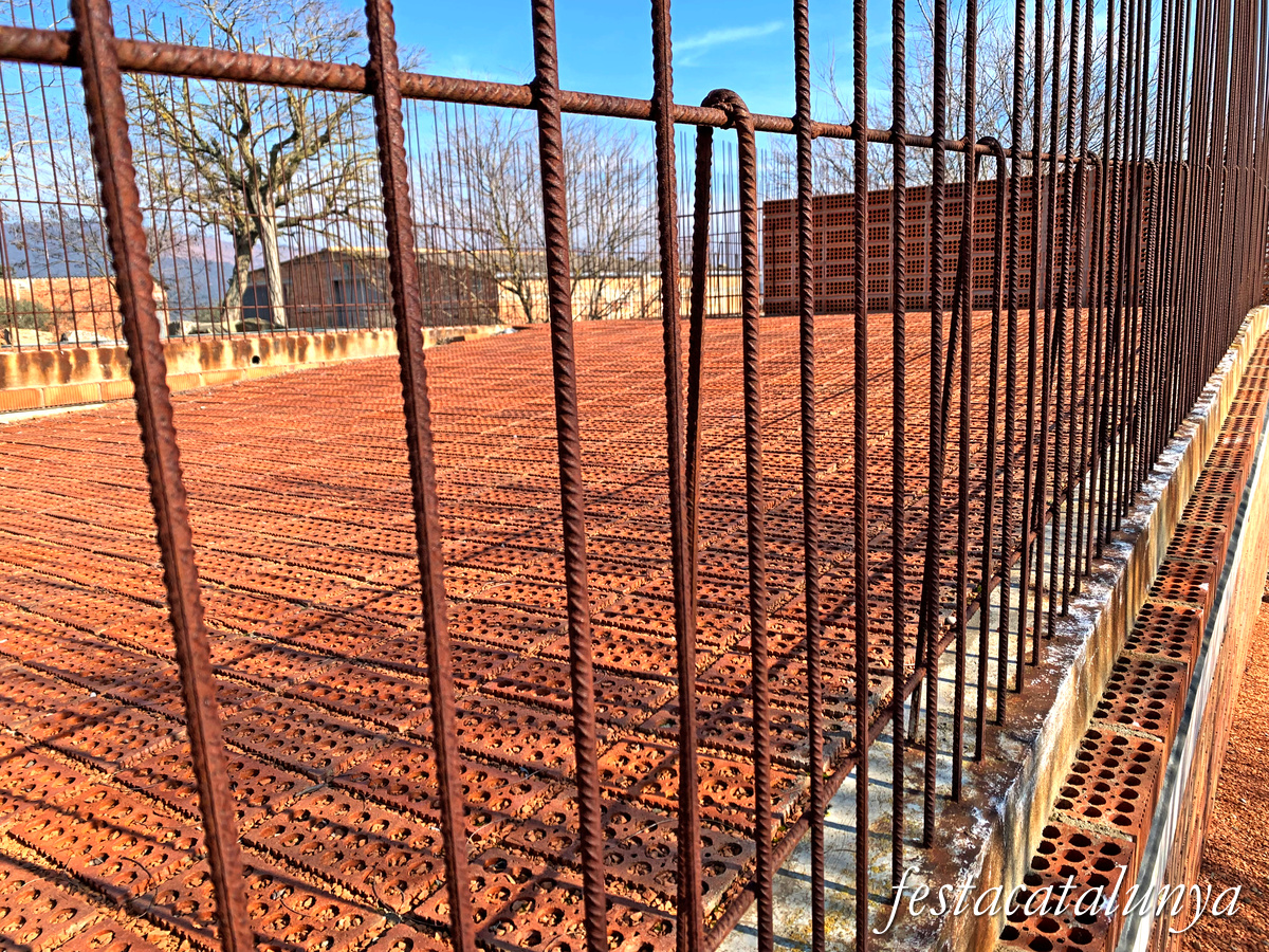 Artesa de Segre - Espai Transmissor: estàtues-menhirs de Seró 