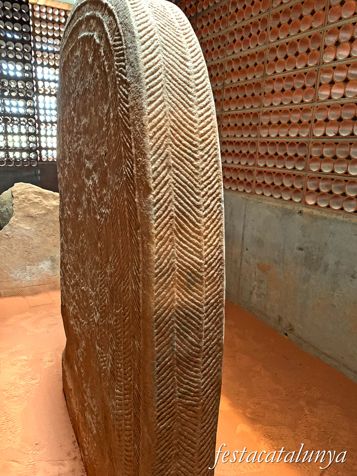 Artesa de Segre - Espai Transmissor: estàtues-menhirs de Seró 