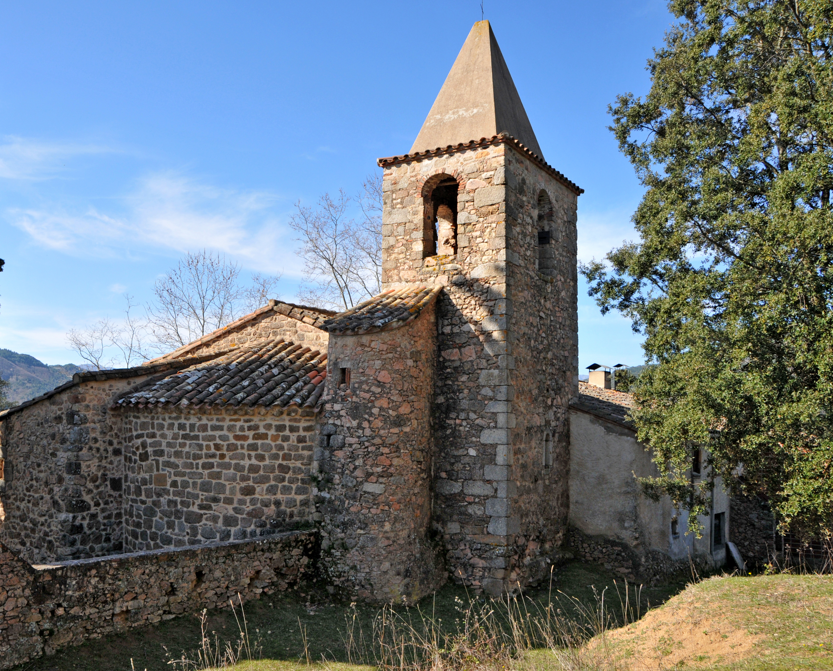 Sant Miquel de Cladells a Santa Coloma de Farners