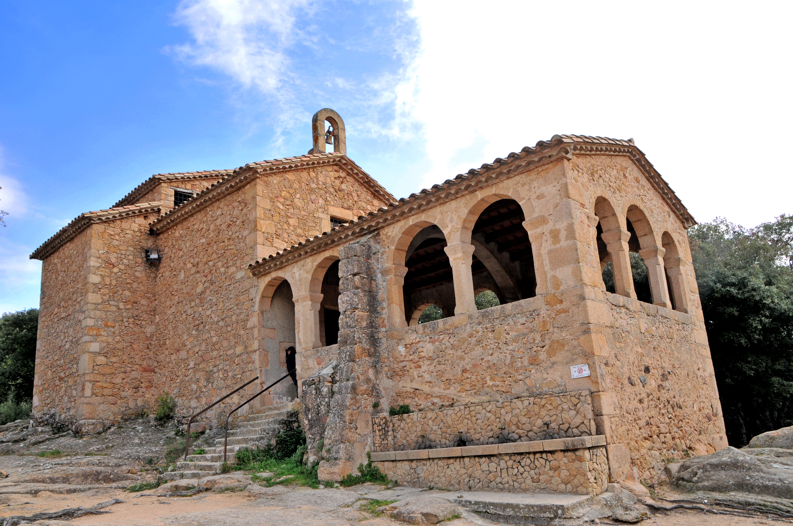 Santuari de la Mare de Déu de Farners a Santa Coloma de Farners ***
