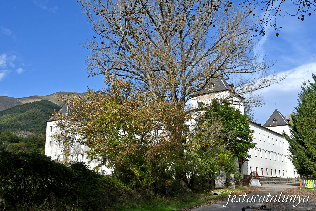 Vilaller - Antic seminari i actual monestir ortodox 