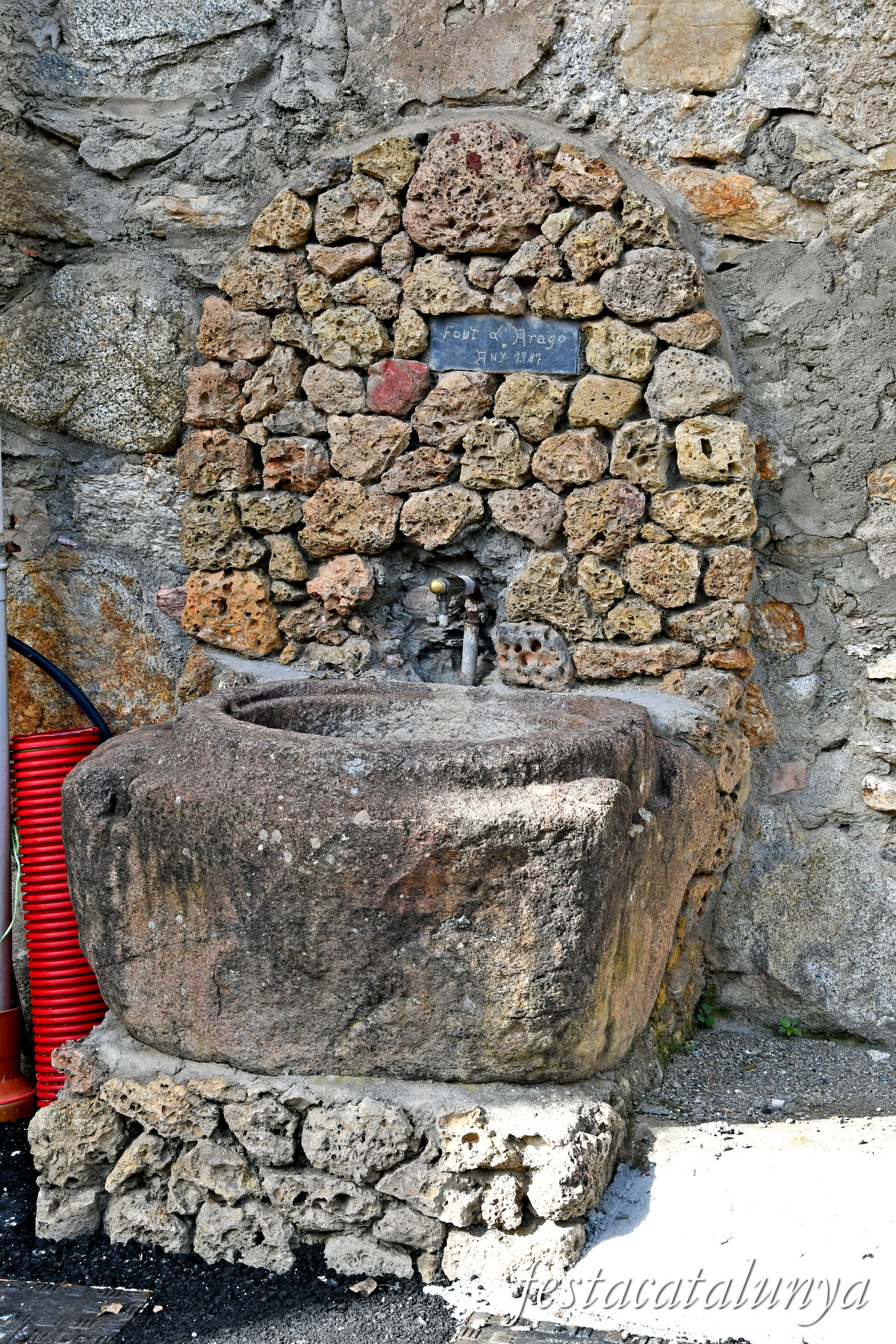 Vilaller - Casa i font d'Aragó 