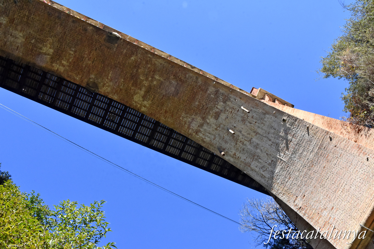 El Bruc - Pont del Torrent de l'Illa o Pont de la Parròquia