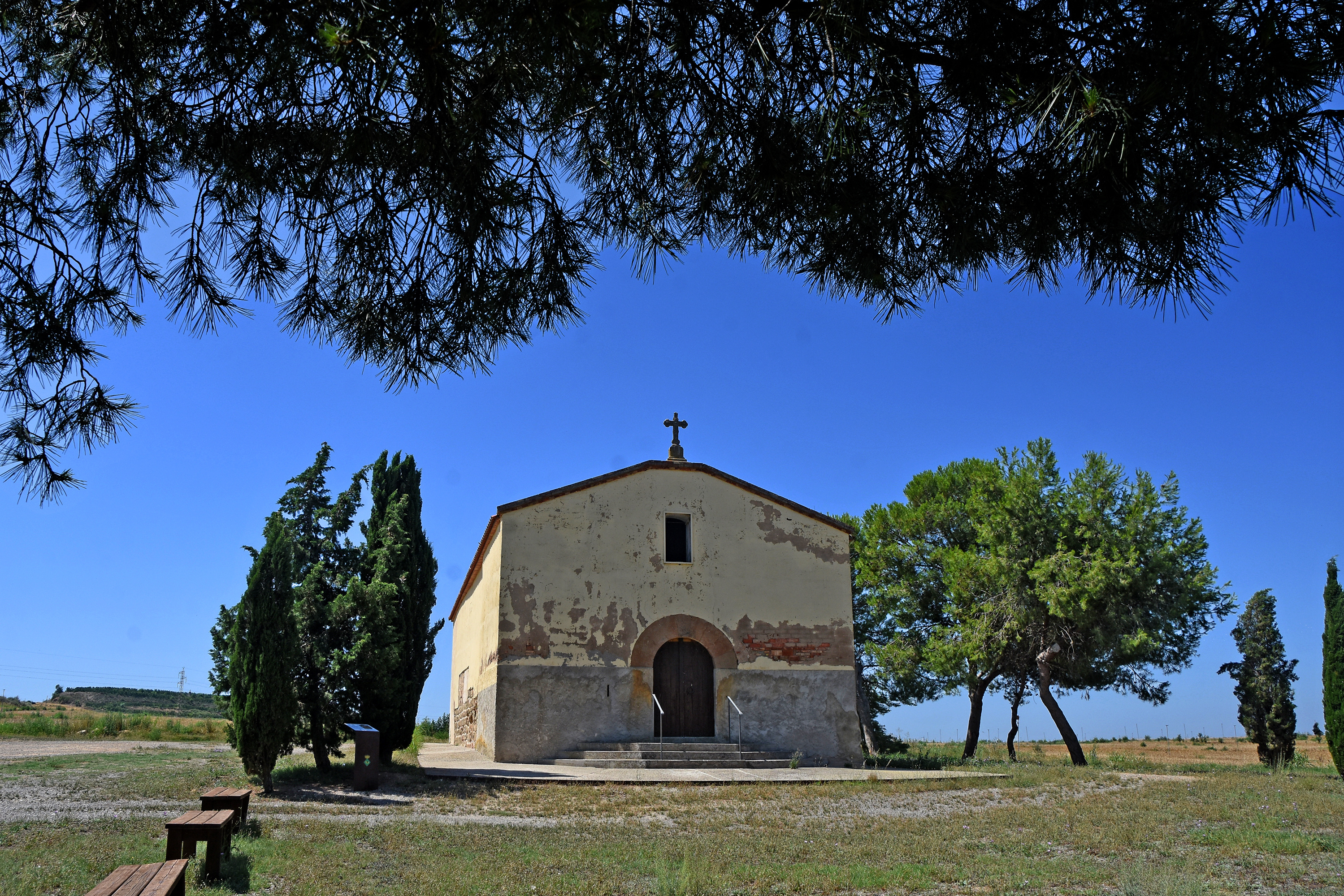 Ermita de la Santa Creu de Menàrguens