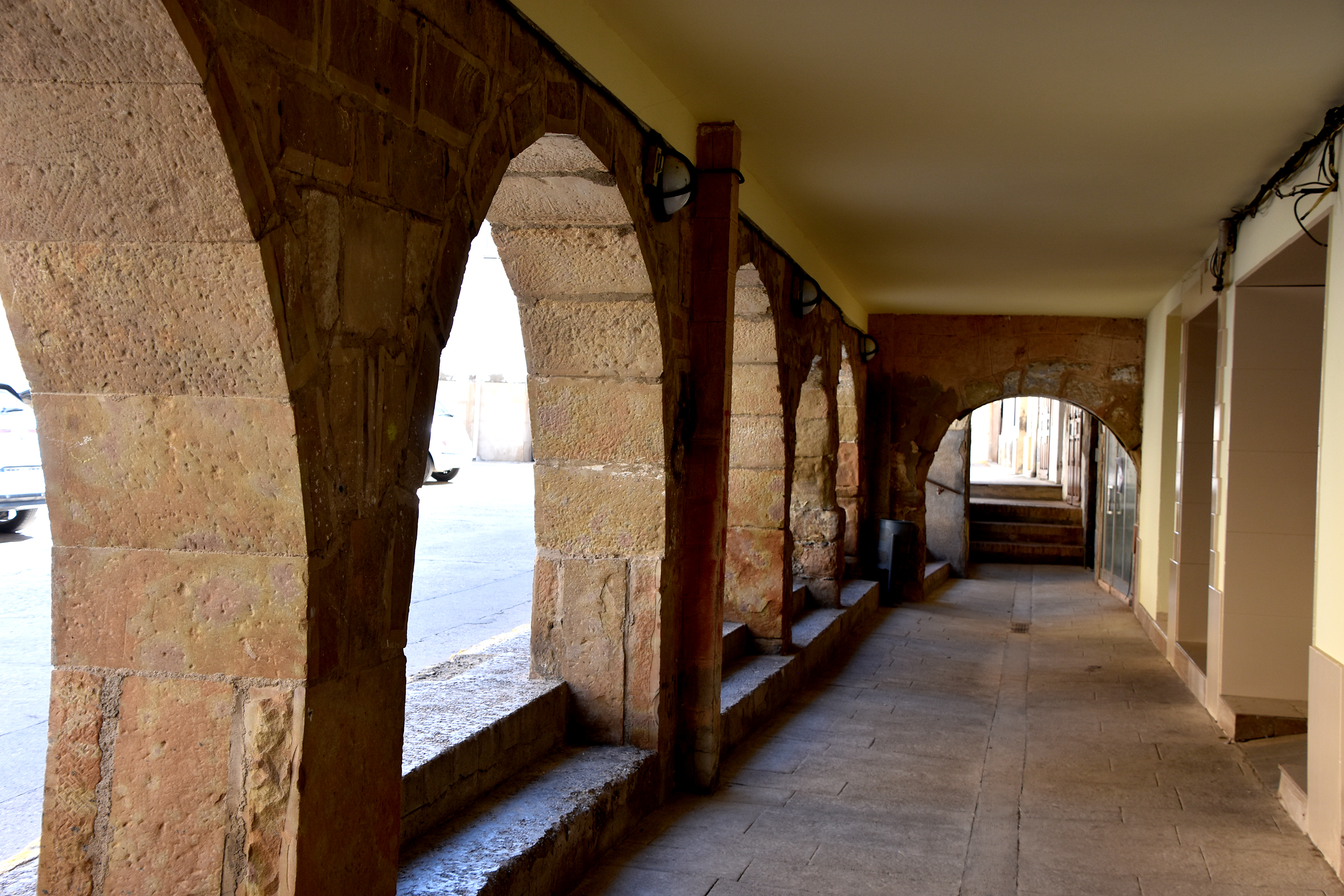 Plaça de l'Església de Menàrguens
