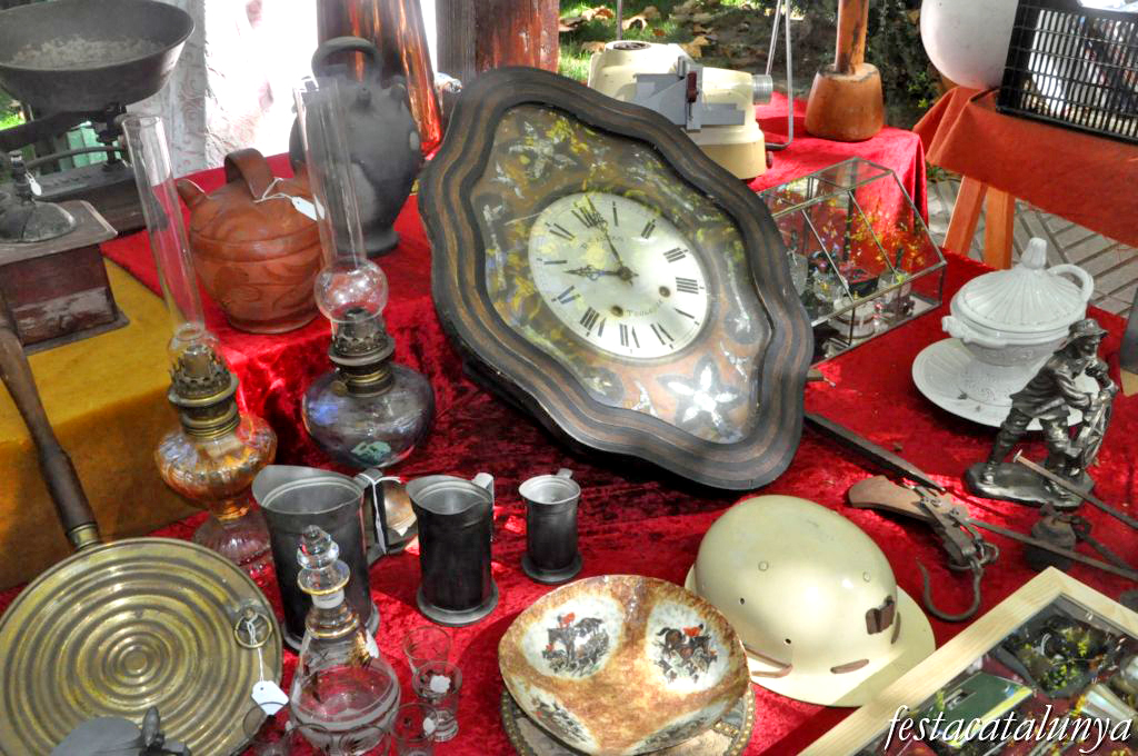 Fira d'Antiguitats i Rampoines a Santa Coloma de Queralt