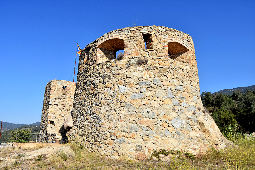 Torres de la Jonquera ***