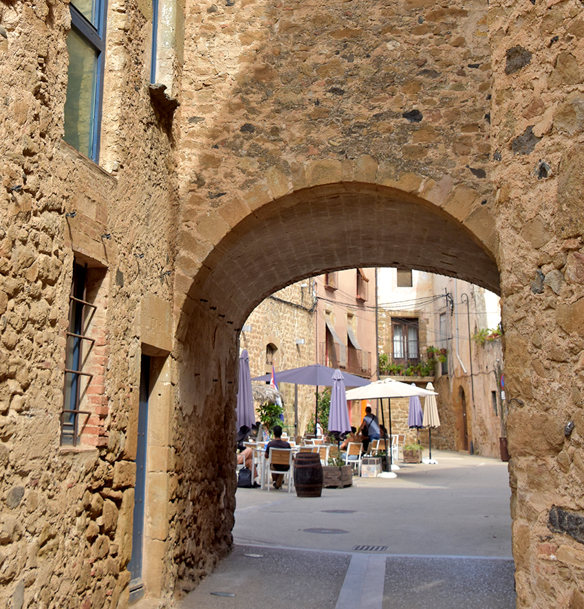 Nucli històric de Rupià ***