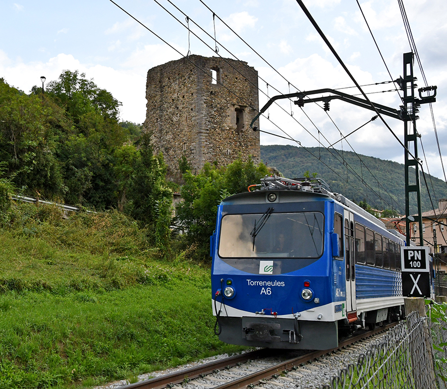 Castell de Sant Pere de Ribes de Freser
