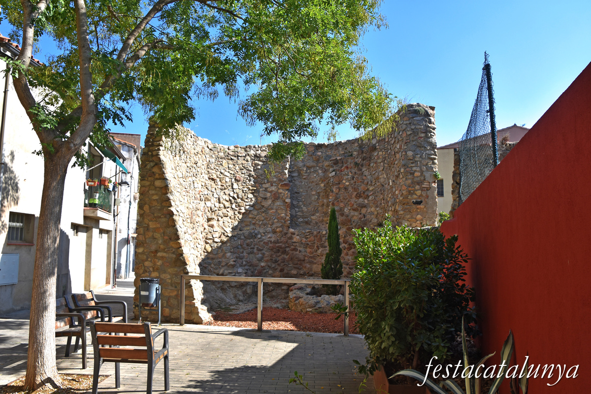 La Jonquera - Torre de la Muralla, del recinte de la Força 