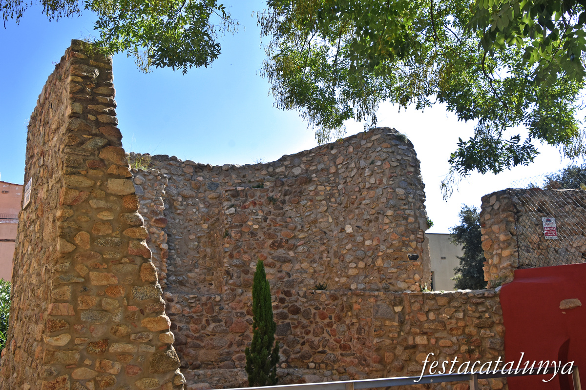 La Jonquera - Torre de la Muralla, del recinte de la Força