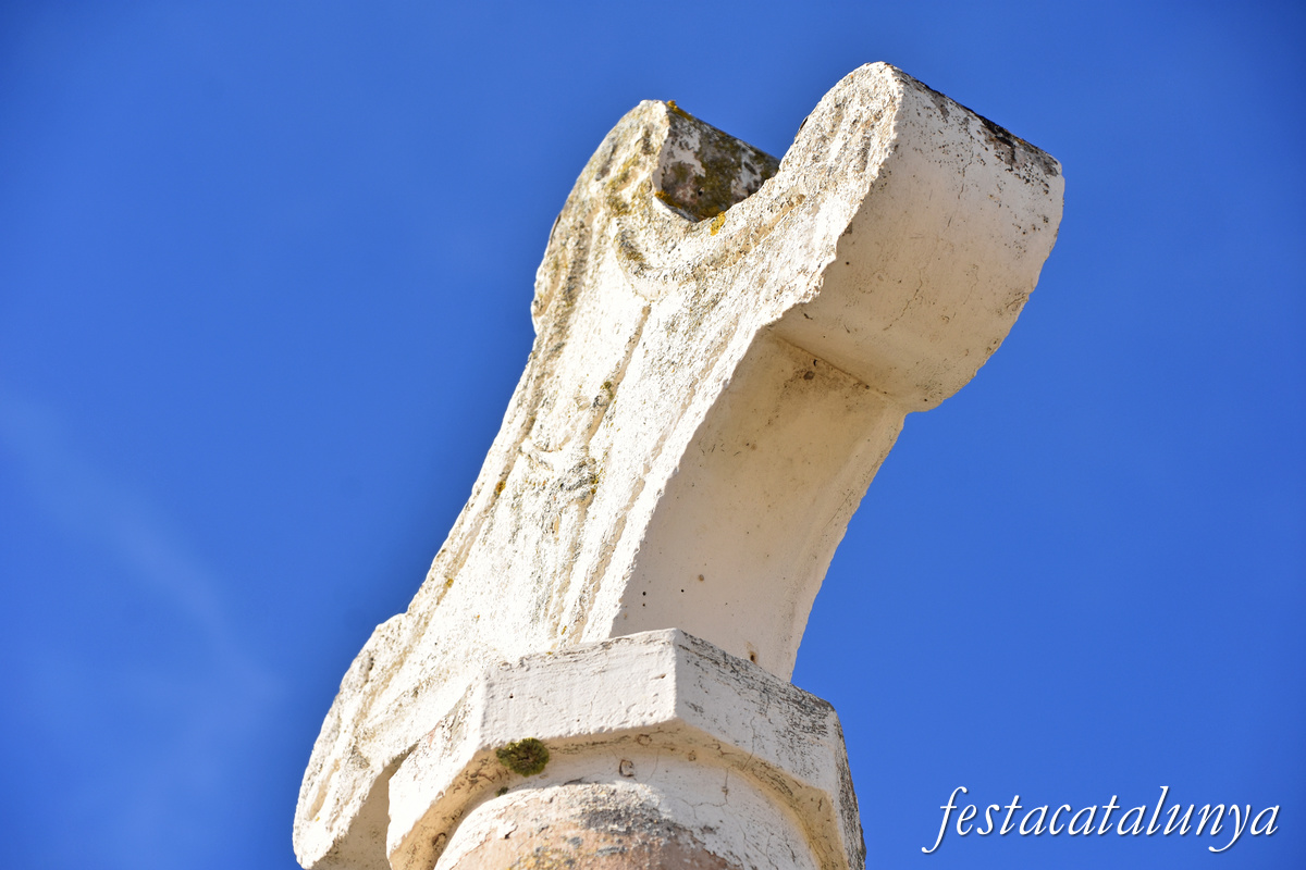 Les Cabanyes - Creu de terme