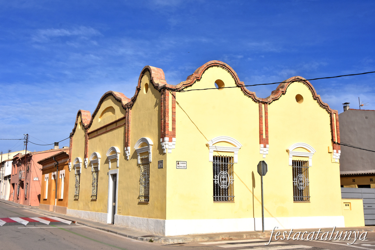 Les Cabanyes - Cases Carrer Cinc 