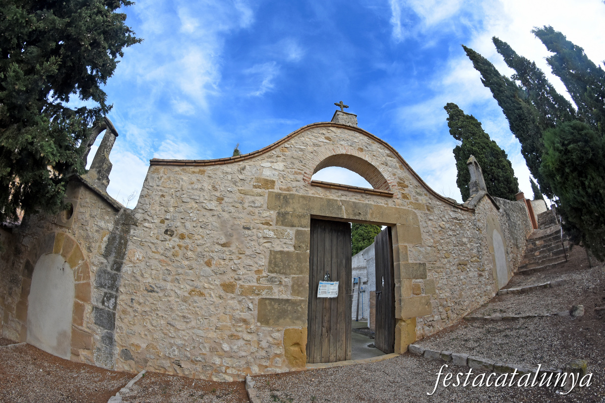 Vilalba dels Arcs - Portalades del cementiri de Vilalba dels Arcs