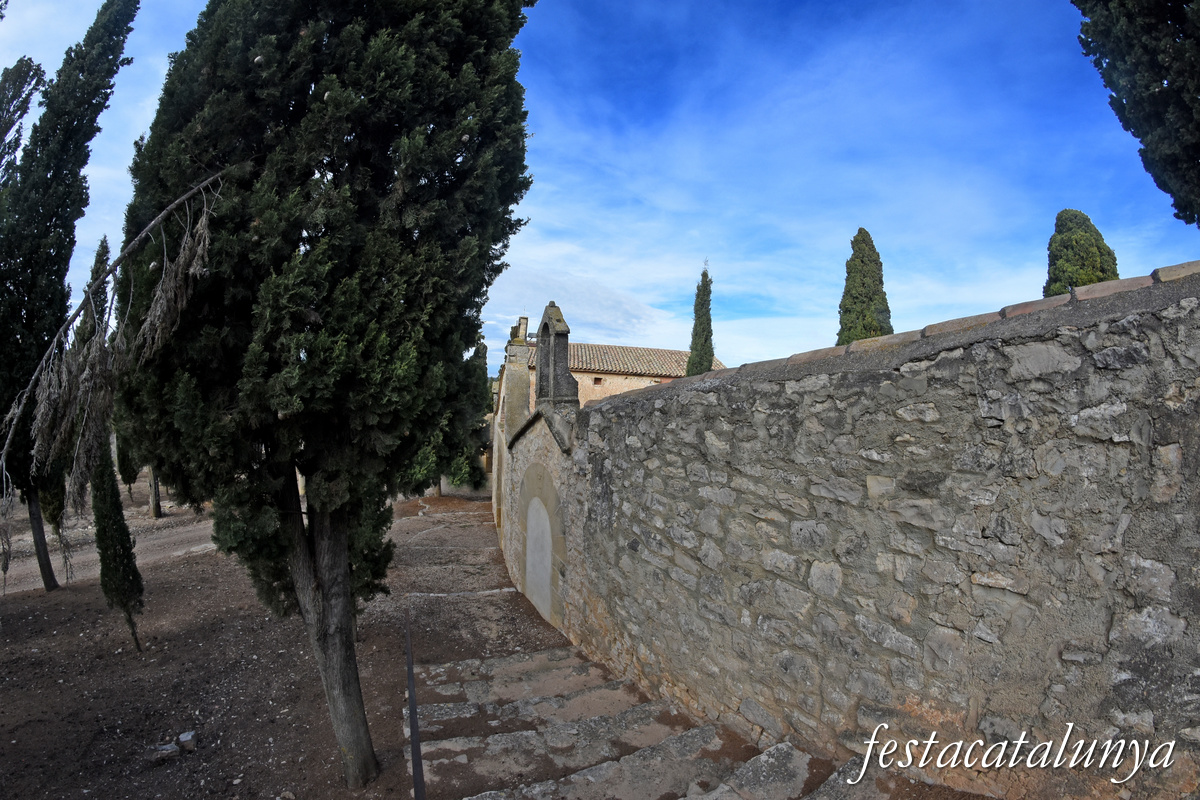 Vilalba dels Arcs - Portalades del cementiri de Vilalba dels Arcs