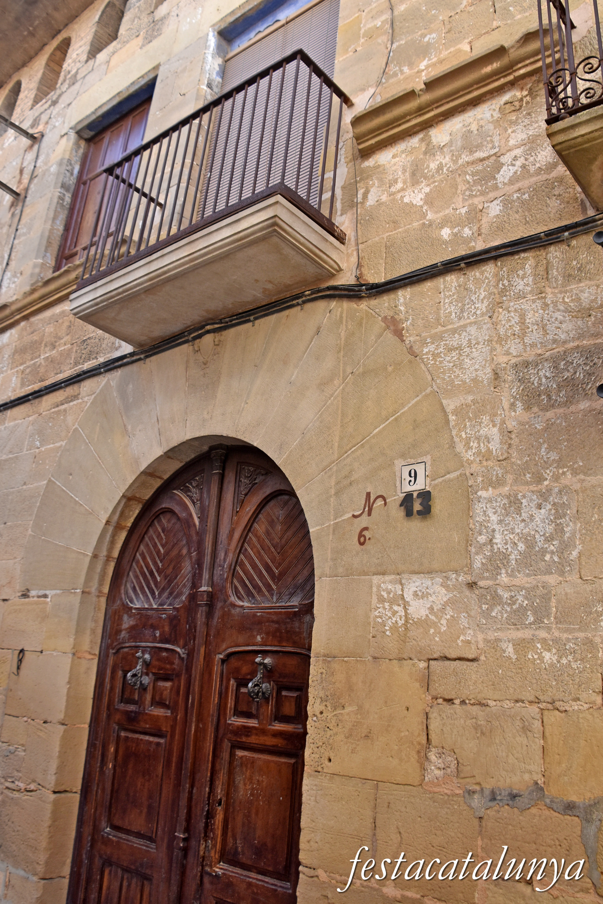 Vilalba dels Arcs - Nucli històric (Cases Domènec, ca la Senyora i cal Tinent)