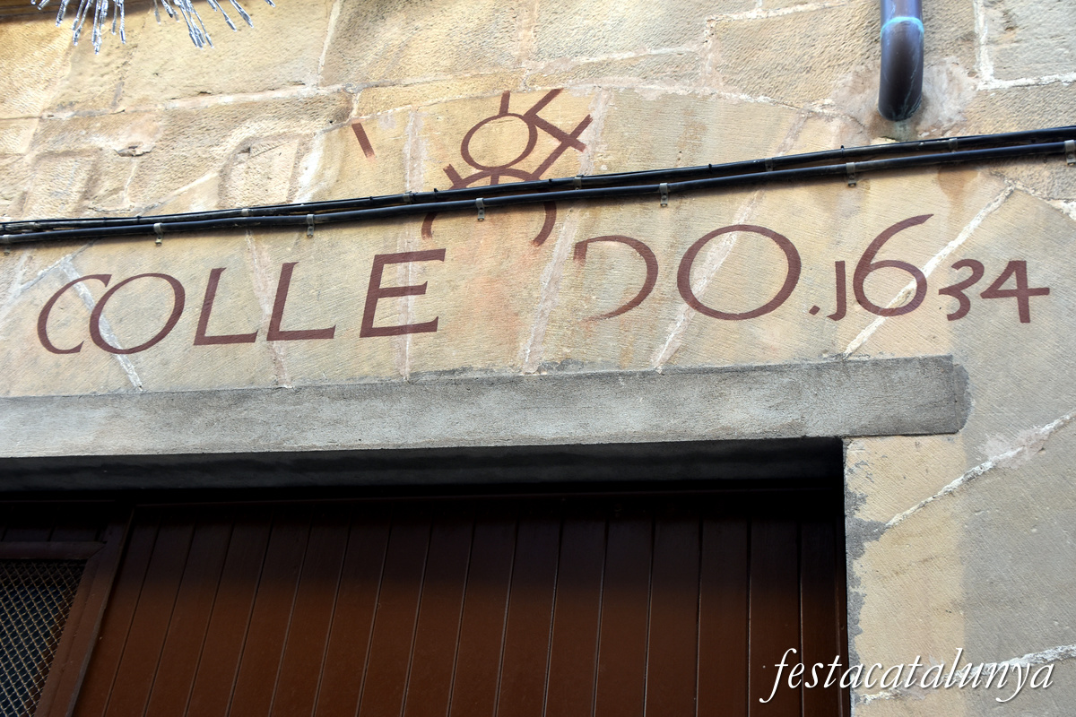 Vilalba dels Arcs - Nucli històric (Cases Domènec, ca la Senyora i cal Tinent)