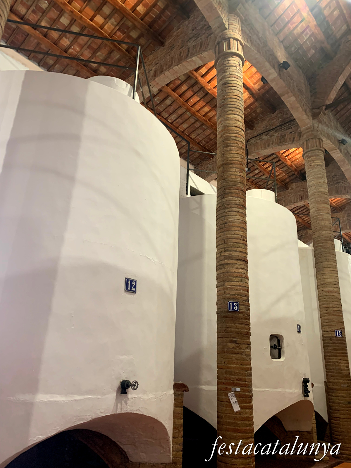 Sarral - Sindicat modernista de vinicultors, actual cooperativa vinícola