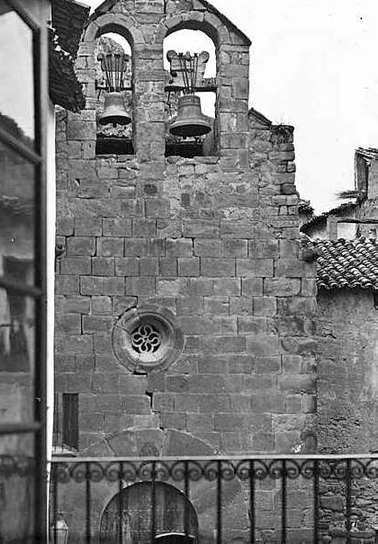 Castellfollit de Riubregós - Església del Roser (actualment desapareguda) Foto: Josep Salvany (1913)