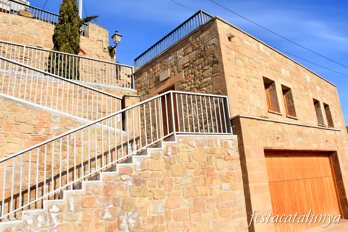 Oliola - Nucli històric del Gos o Castellnou del Gos 