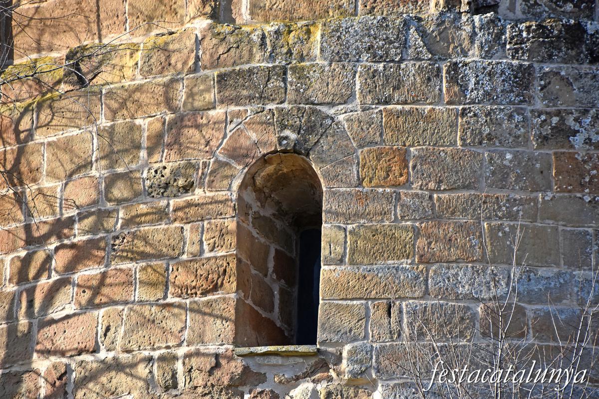 Oliola - Església parroquial de Sant Tirs 