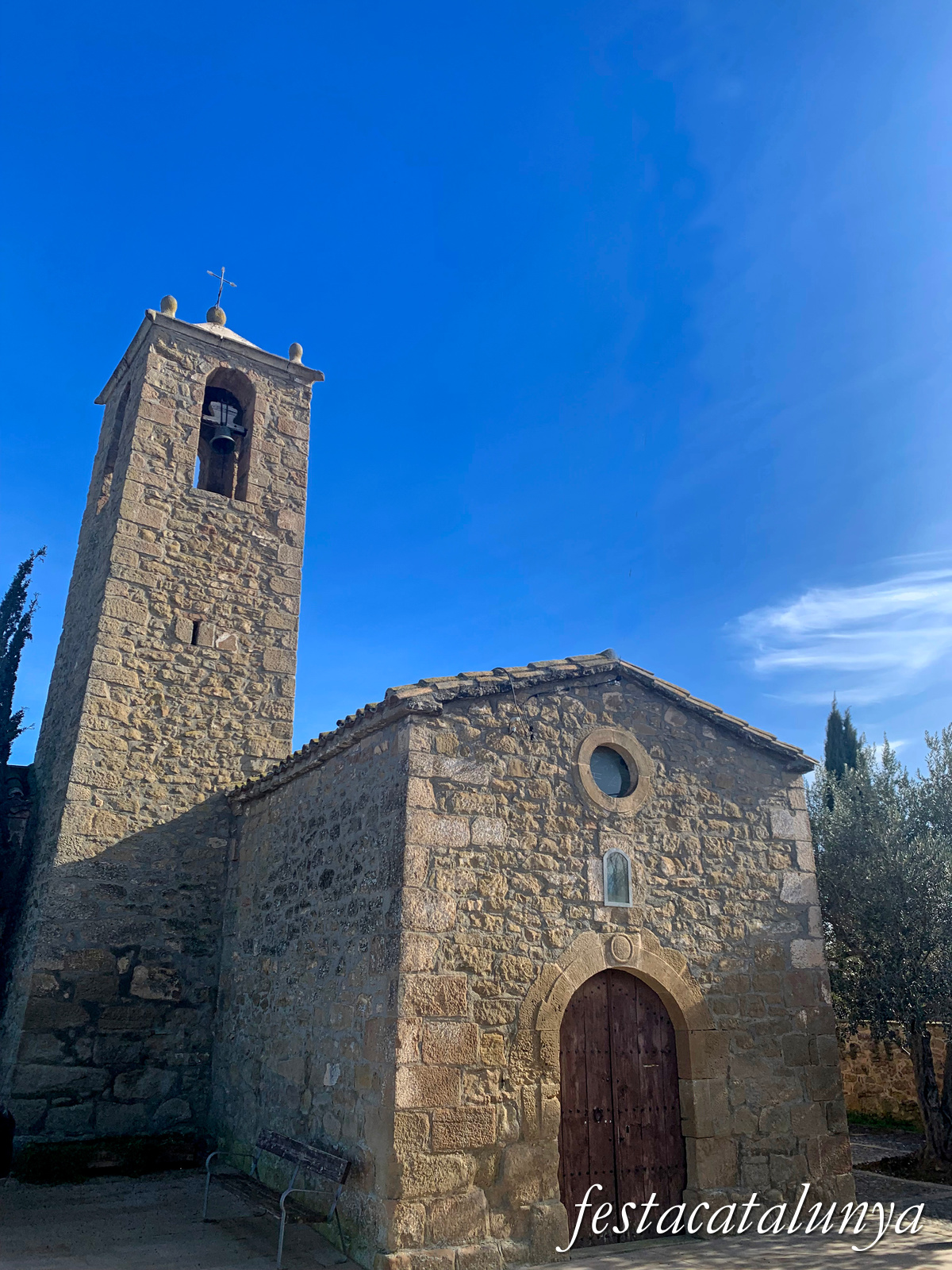 Oliola - Santa Maria de Plandogau 