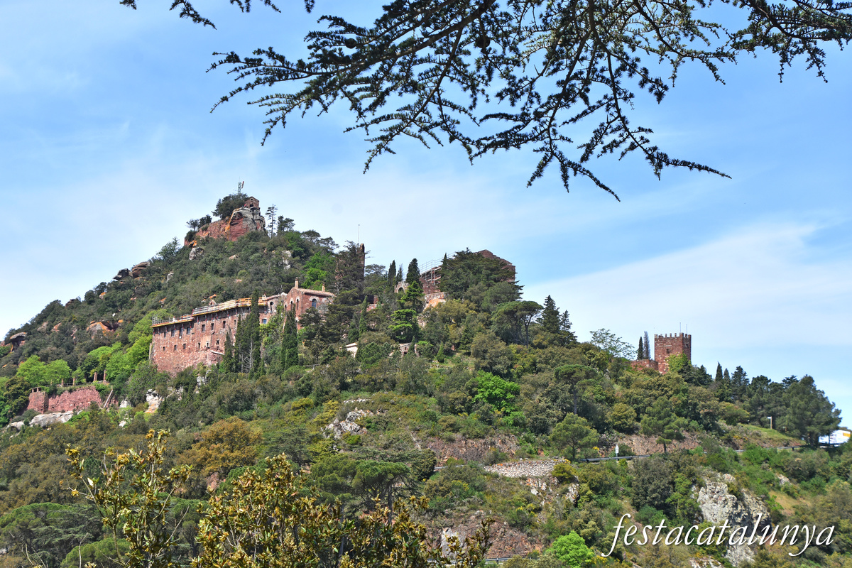 Riudecanyes - Castell-monestir d'Escornalbou 